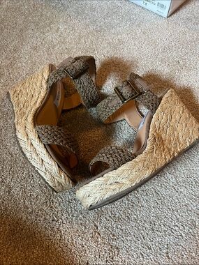 Steve Madden Brussel Braided Espadrille Wedge Sandals. 7.5. EUC.